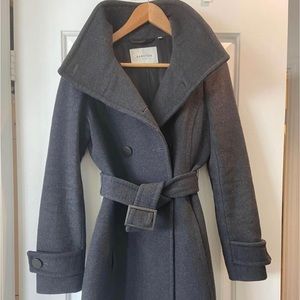 Aritzia Babaton Atelier Peacoat